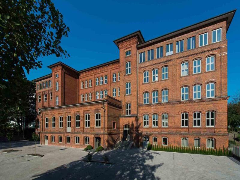 Hotel Volksschule Hamburg Luaran gambar